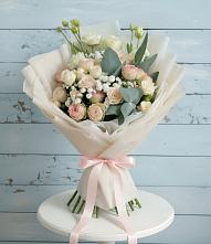 Букет цветов из:  Розы и Лизиантусы #REPLACE_PRED# поселок им. Кирова