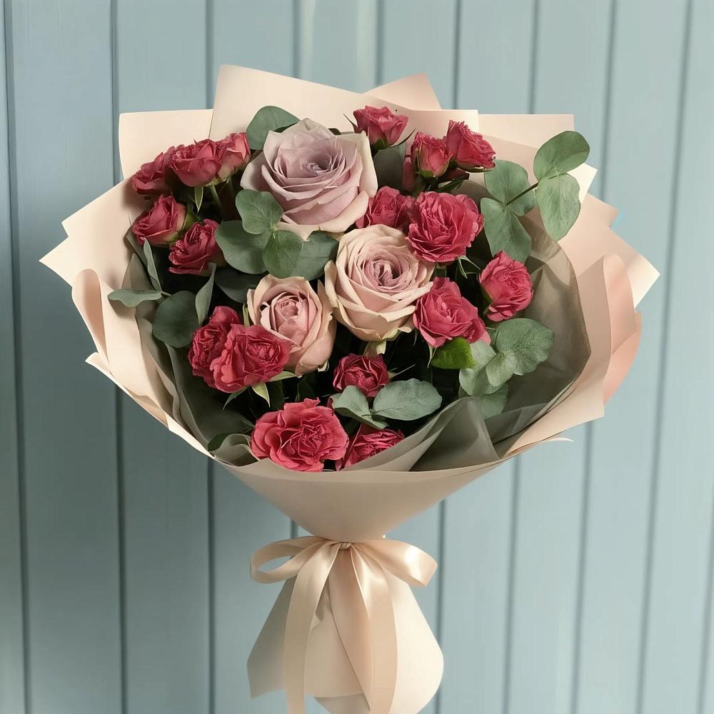 Букет цветов из: Гвоздики и Розы в поселок им. Кирова