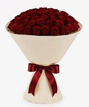 Букет 101 Бордовая роза Блэк Бакарра в поселок им. Кирова