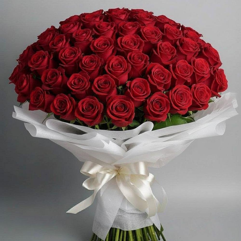 Букет 101 Красная роза Блэк Мэджик в поселок им. Кирова