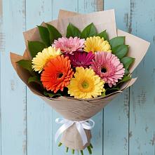 Букет цветов из:  Герберы в поселок им. Кирова