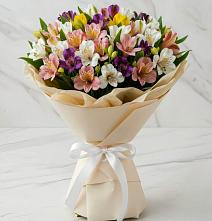 Букет цветов из:  Альстромерии в поселок им. Кирова