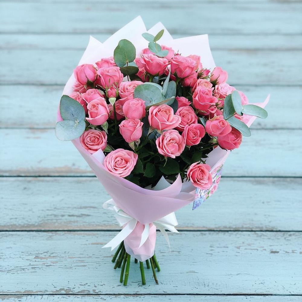 Букет Леди совершенство в поселок им. Кирова