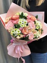 Букет нежные объятья в поселок им. Кирова Букет цветов из: Гвоздики, Розы и Хризантемы в поселок им. Кирова