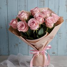 Букет цветов из:  Розы в поселок им. Кирова