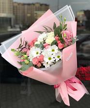Букет цветов из:  Розы, Лизиантусы и Хризантемы в поселок им. Кирова