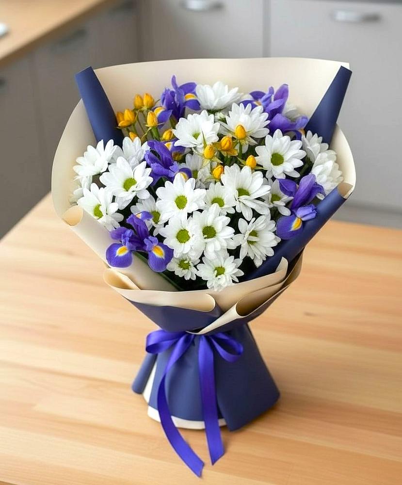 Букет цветов из: Розы, Ирисы и Хризантемы в поселок им. Кирова