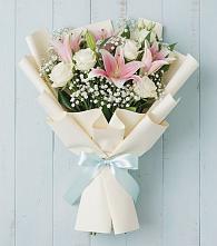Букет цветов из:  Лилии в поселок им. Кирова